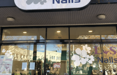 Lys Nails and Spa